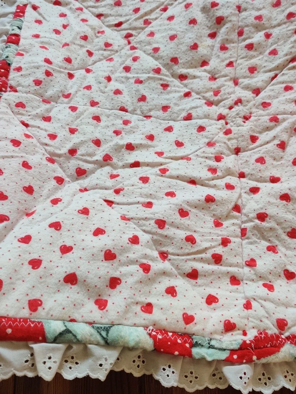 Vintage Handmade Red Polar Bear Baby Blanket Red Quilt Christmas Holiday Lace
